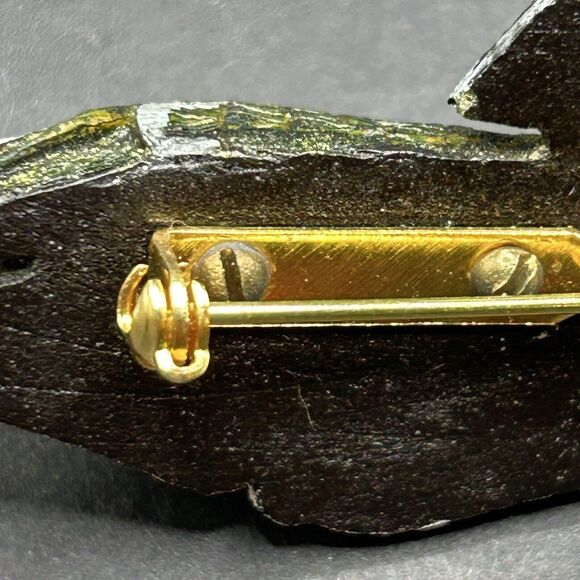 Vintage Artisan Hand Carved Painted Wooden Mini Duck Decoy Bird Pin Brooch 2 1/4 - Picture 3 of 6